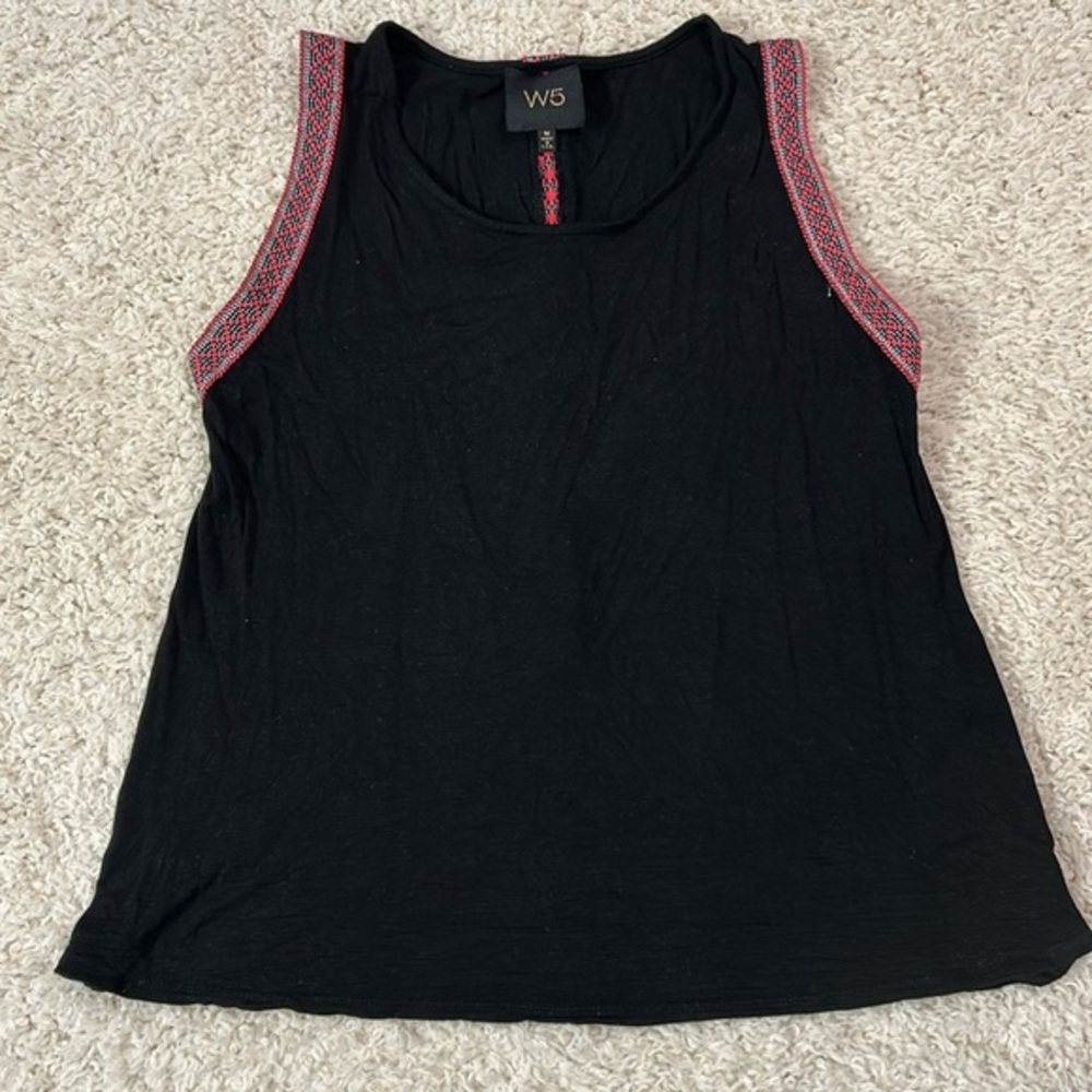 ANTHRO W5 M Lightweight black tank with pink tank in good preloved shape